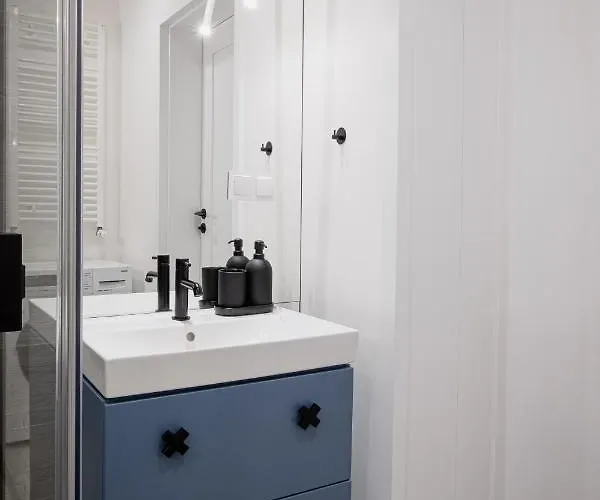 Apartment Homewell Game And Movie Poznan