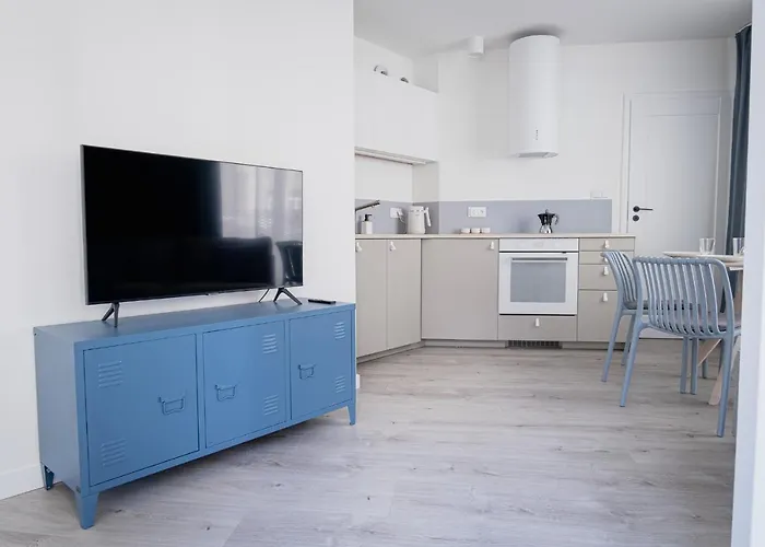 Homewell Game And Movie Daire Poznan