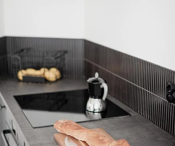 Homewell Game And Movie Apartment